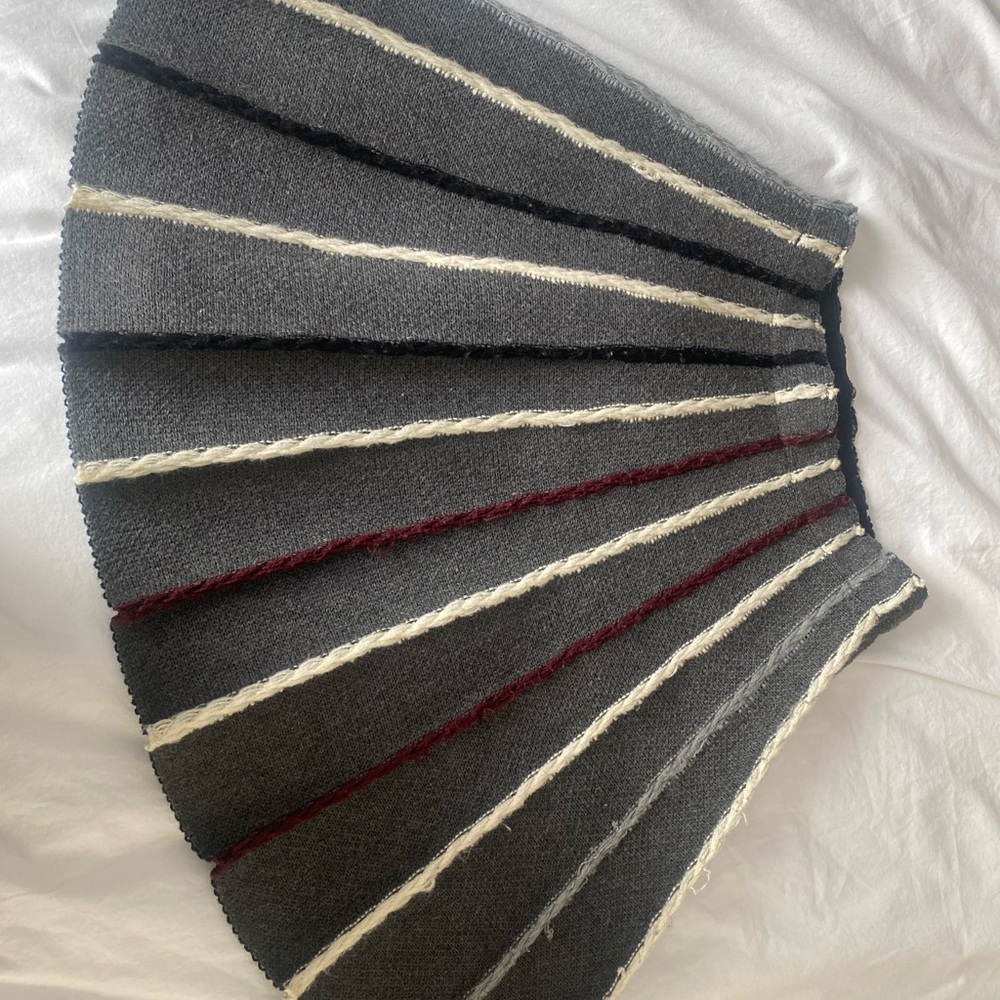 Stylish Grey Pleated Skirt